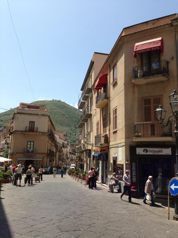 Garibaldi B&B Cefalù Cameră foto